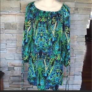 This is a lovely Alyn Paige New York dress.